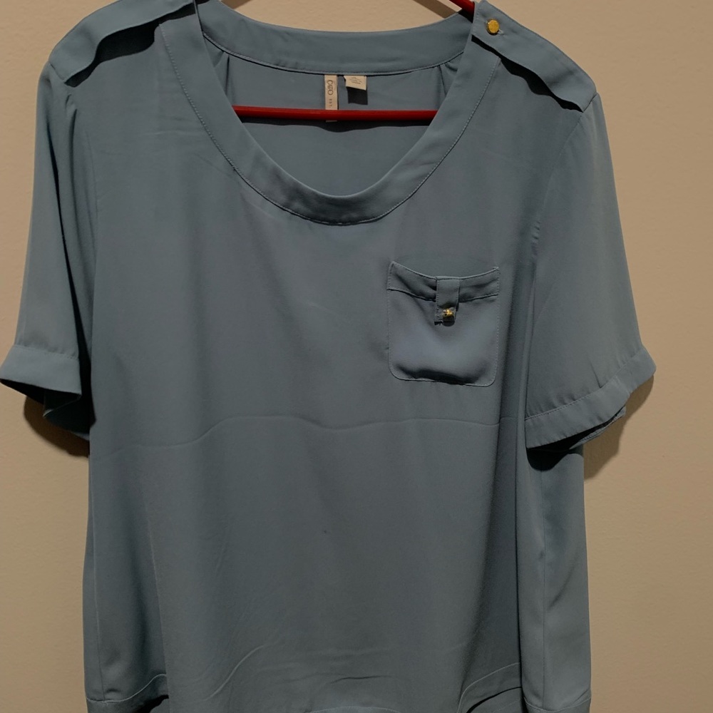 Blue blouse with gold buttons